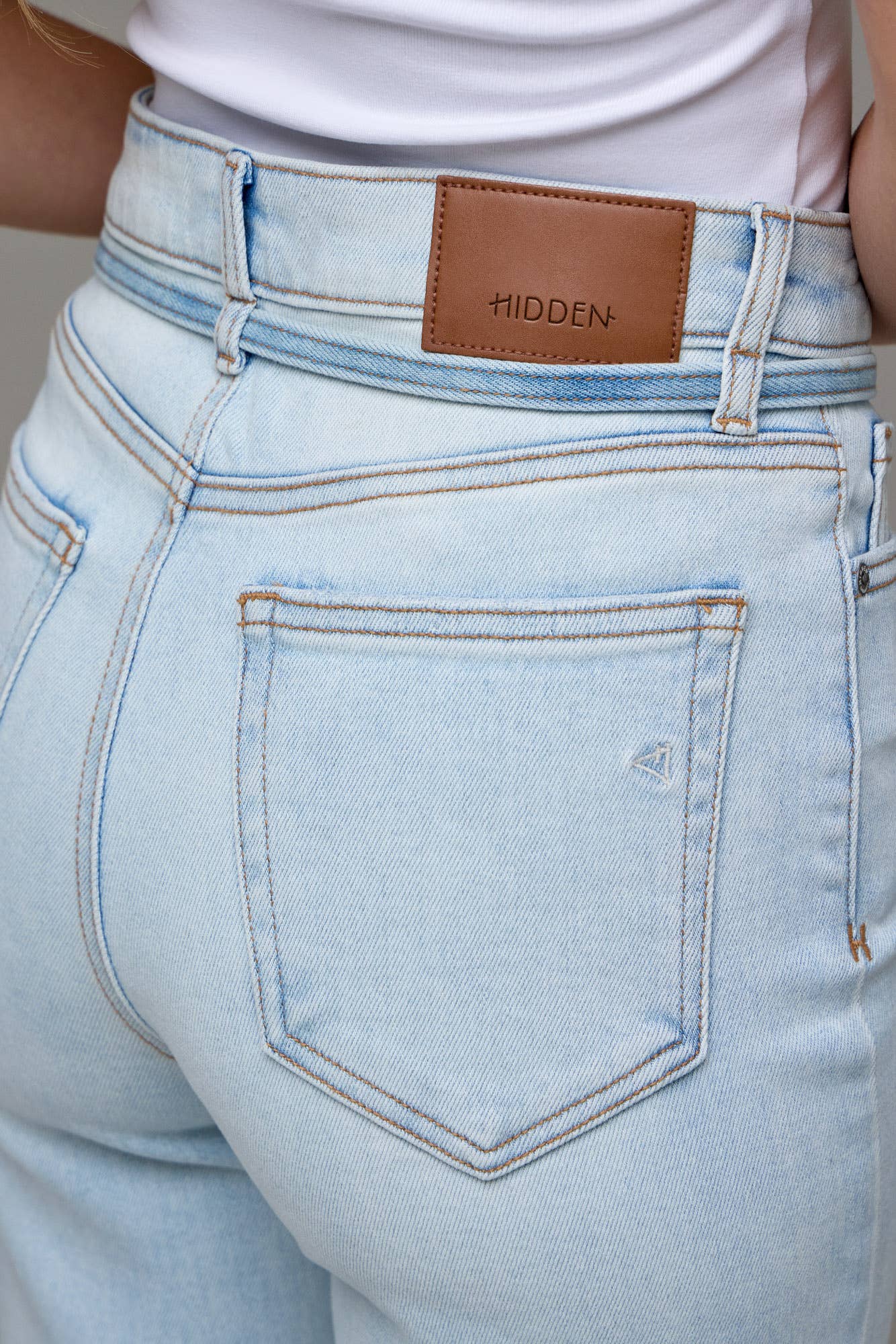 Sandy Tie Waist Jean