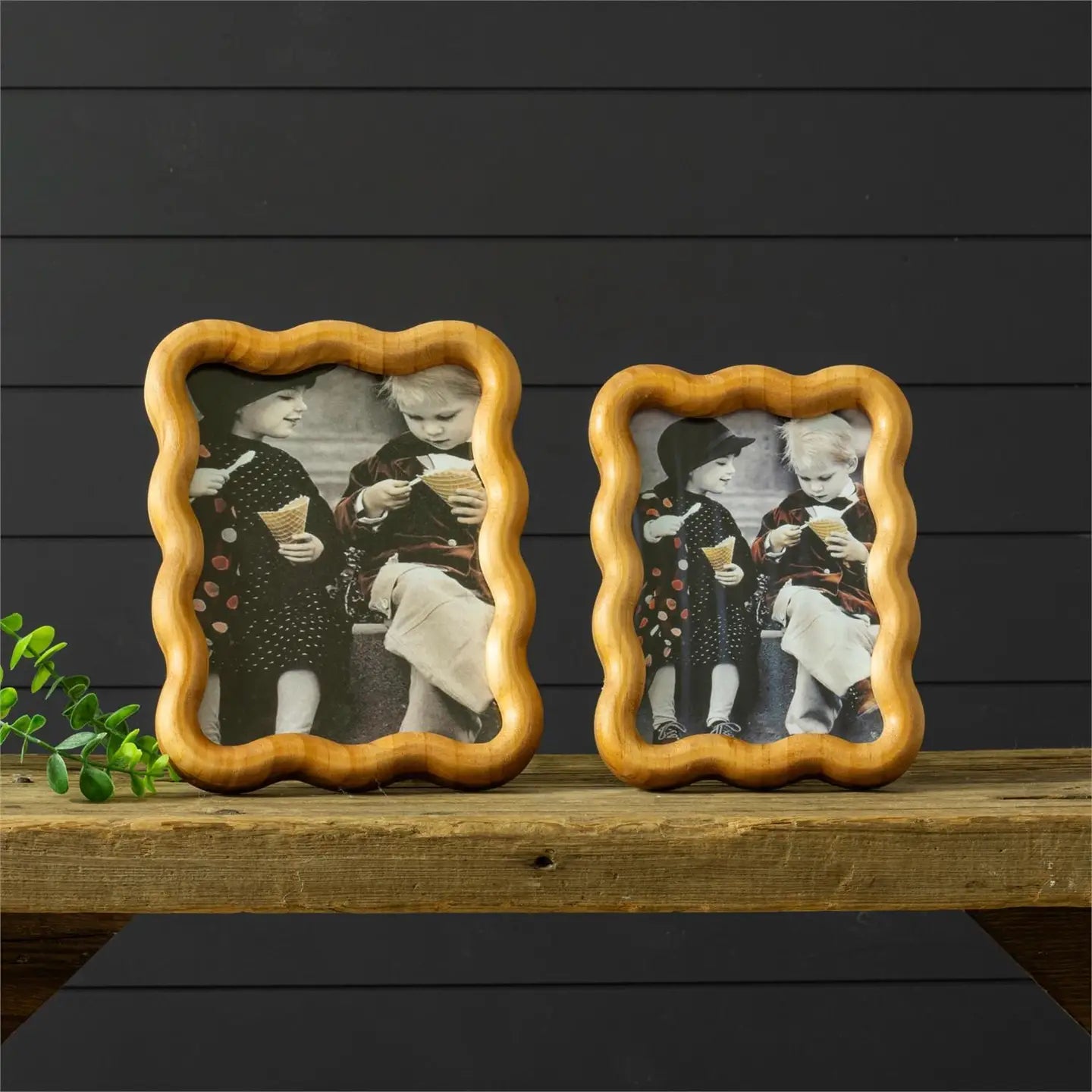 Wavy Wood Photo Frame