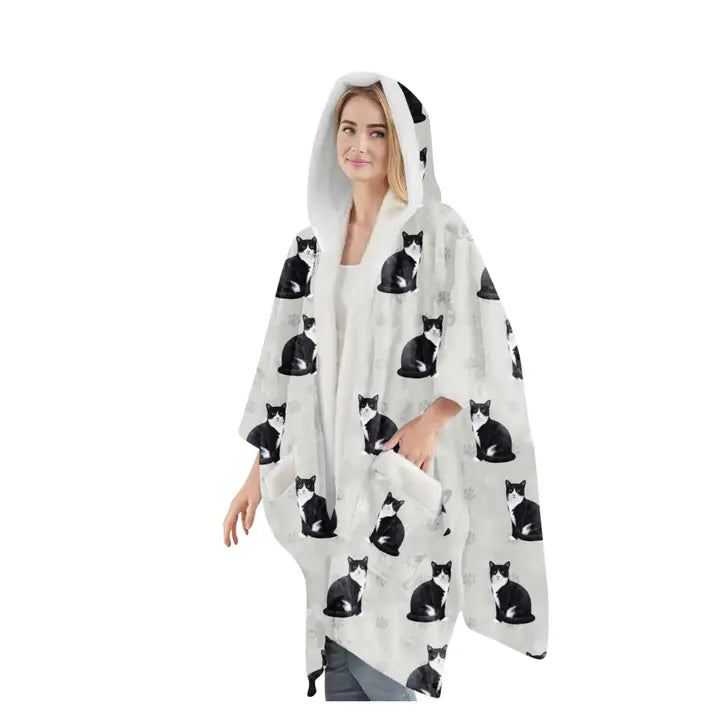 Black & White Cat | Snuggs Wrap