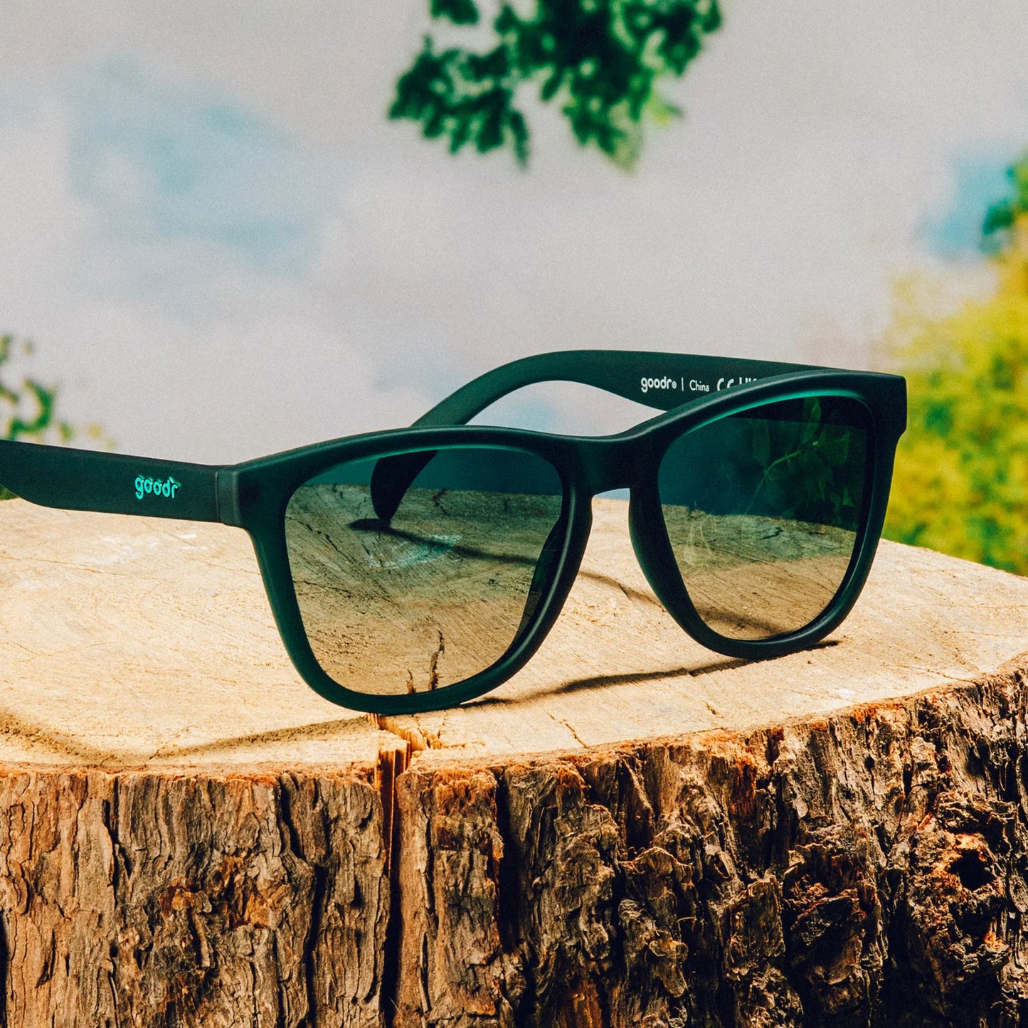 90's Sedan Style Icon Sunglasses