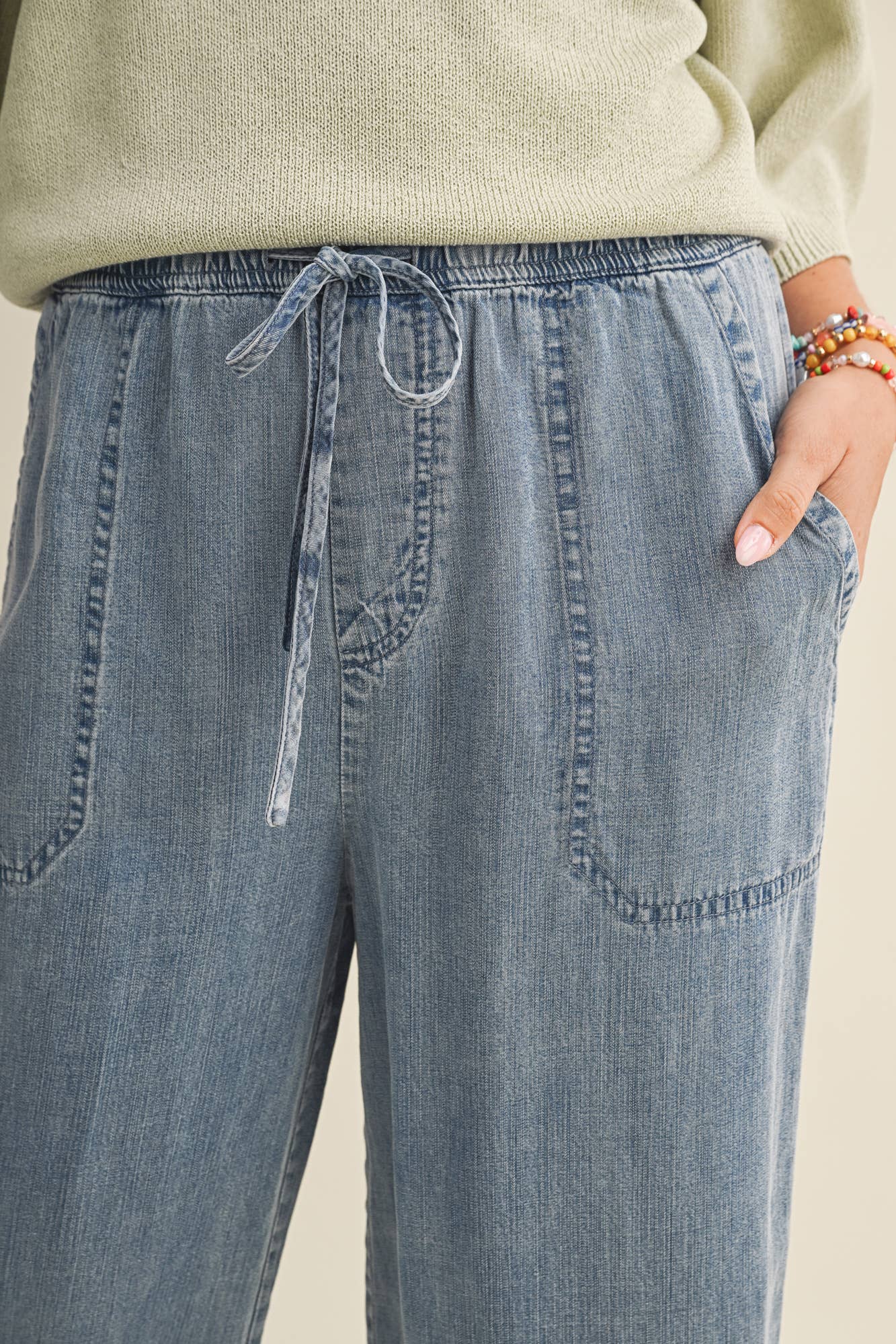Rebecca Jeans | Cropped / Large
